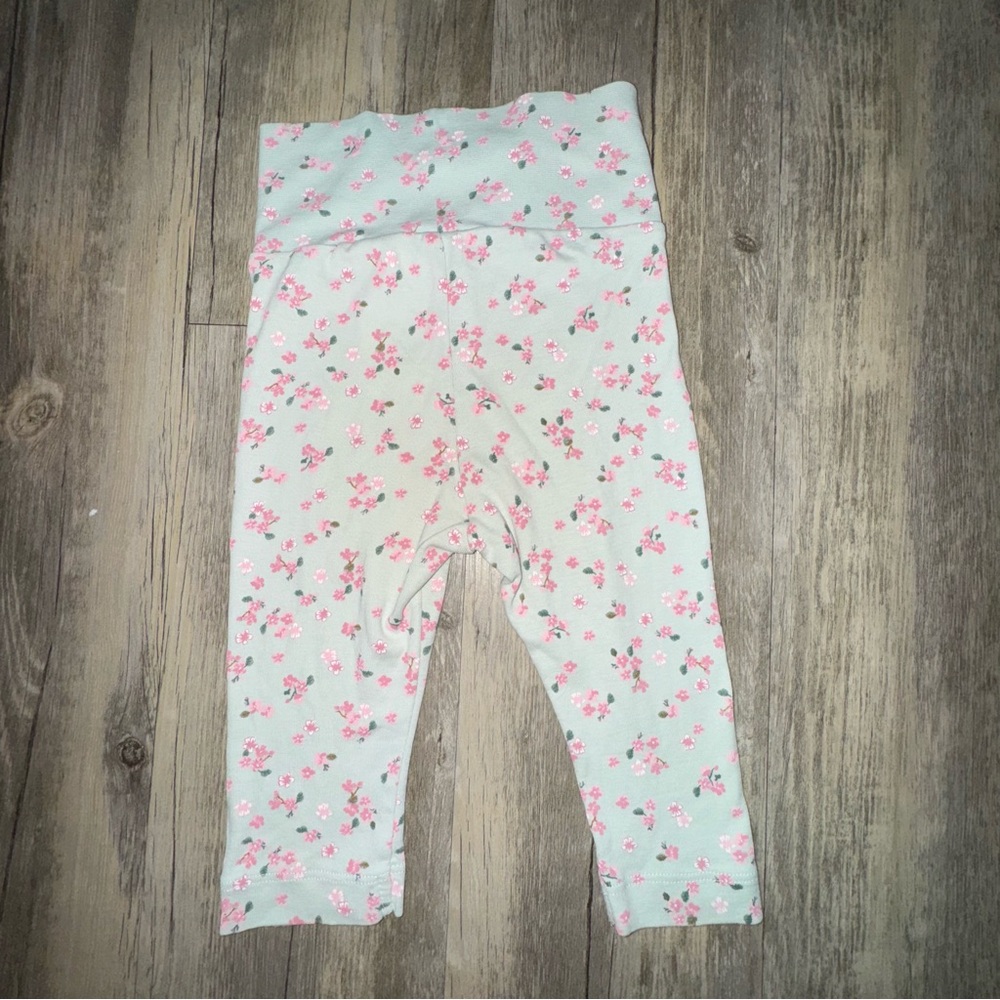 โ๏ธ6/$20โ๏ธ H&M Mint Floral Leggings - Picture 4 of 7